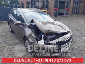 Autoverwertung Kia Cee d Cee'd Sportswagon (JDC5), Combi, 2012 / 2018 1.6 GDI 16V 2013/4