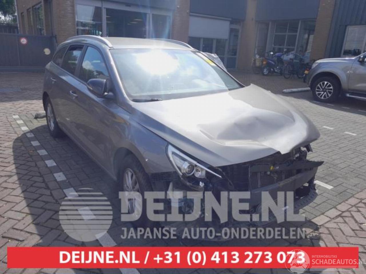 Hyundai I-30 i30 Wagon (PDEF5), Combi, 2017 1.6 CRDi 16V