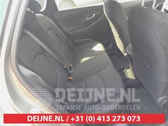 Hyundai I-30 i30 Wagon (PDEF5), Combi, 2017 1.6 CRDi 16V picture 15