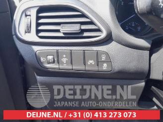 Hyundai I-30 i30 Wagon (PDEF5), Combi, 2017 1.6 CRDi 16V picture 20