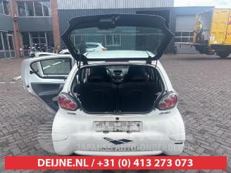 Toyota Aygo Aygo (B10), Hatchback, 2005 / 2014 1.0 12V VVT-i picture 17