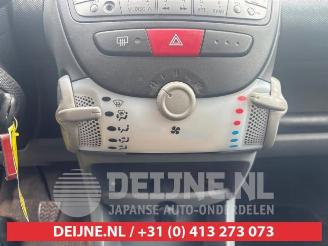 Toyota Aygo Aygo (B10), Hatchback, 2005 / 2014 1.0 12V VVT-i picture 10