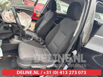 Hyundai I-30 i30 (GDHB5), Hatchback, 2011 1.6 GDI Blue 16V picture 27