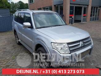 Sloopauto Mitsubishi Pajero Pajero Hardtop (V8/9), Terreinwagen, 2007 3.2 DI-D 16V Autom. 2009/2