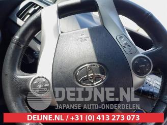 Toyota Prius Prius (ZVW3), Hatchback, 2009 / 2016 1.8 16V picture 18