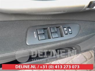 Toyota Auris Auris (E15), Hatchback, 2006 / 2012 1.8 16V HSD Full Hybrid picture 24