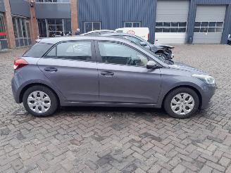Hyundai I-20  picture 8