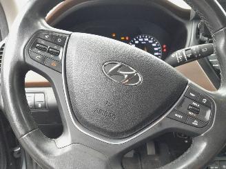 Hyundai I-20  picture 23