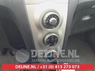 Toyota Yaris Yaris II (P9), Hatchback, 2005 / 2014 1.0 12V VVT-i picture 21