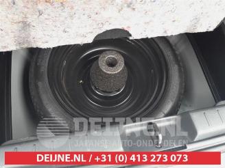 Toyota Yaris Yaris II (P9), Hatchback, 2005 / 2014 1.0 12V VVT-i picture 14