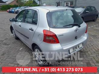 Toyota Yaris Yaris II (P9), Hatchback, 2005 / 2014 1.0 12V VVT-i picture 5