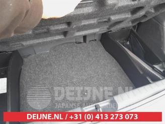 Toyota Yaris Yaris II (P9), Hatchback, 2005 / 2014 1.0 12V VVT-i picture 13