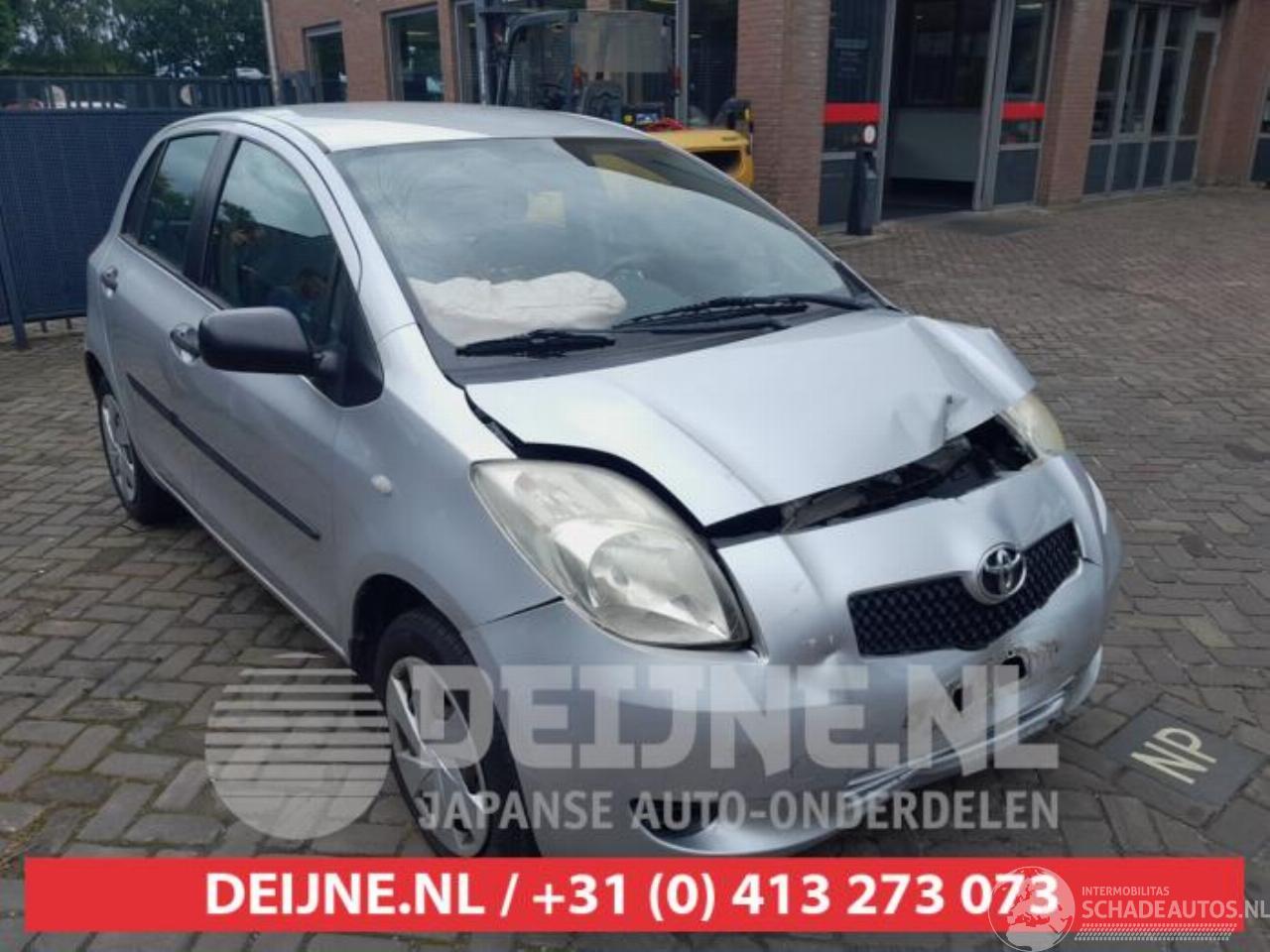 Toyota Yaris Yaris II (P9), Hatchback, 2005 / 2014 1.0 12V VVT-i