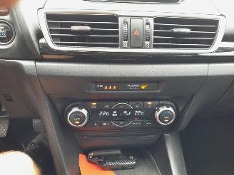 Mazda 3  picture 15