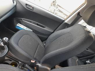 Hyundai I-10  picture 15