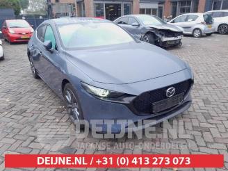 disassembly passenger cars Mazda 3 3 Sport (BP), Hatchback, 2018 2.0 e-SkyActiv-G 150 16V 2021/6