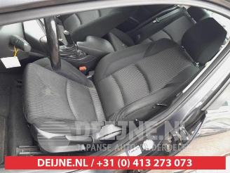 Mazda 3 3 (BM/BN), Sedan, 2013 / 2019 2.2 SkyActiv-D 150 16V picture 17