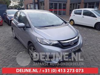 Salvage car Honda Jazz Jazz (GK/GP), Hatchback, 2015 1.3 -i-VTEC 16V 2016/4
