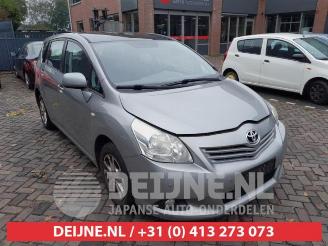 Coche accidentado Toyota Verso Verso, MPV, 2009 / 2018 1.8 16V VVT-i 2011/8