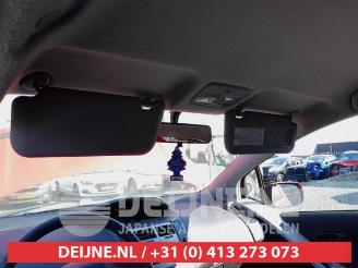 Toyota Yaris Yaris II (P9), Hatchback, 2005 / 2014 1.0 12V VVT-i picture 18