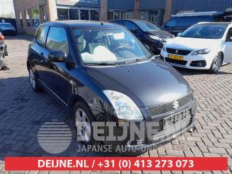 Coche siniestrado Suzuki Swift Swift (ZA/ZC/ZD1/2/3/9), Hatchback, 2005 / 2011 1.5 VVT 16V 2008/9