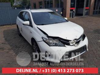 Unfallwagen Toyota Auris Touring Sports Auris Touring Sports (E18), Combi, 2013 / 2018 1.8 16V Hybrid 2014/10