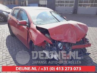 Vrakbiler auto Toyota Auris Auris (E18), Hatchback 5-drs, 2012 / 2019 1.3 VVT-I 16V 2013/10
