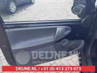 Toyota Aygo Aygo (B10), Hatchback, 2005 / 2014 1.0 12V VVT-i picture 9