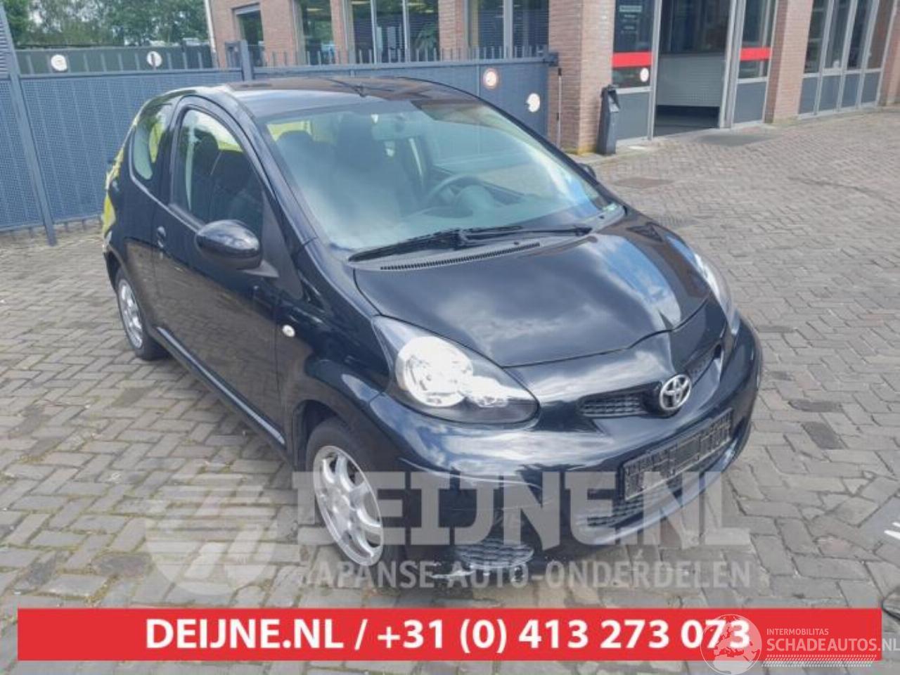 Toyota Aygo Aygo (B10), Hatchback, 2005 / 2014 1.0 12V VVT-i