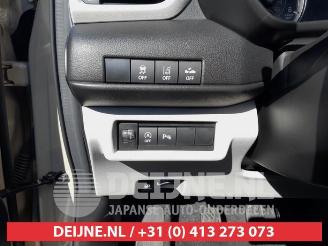 Suzuki Swift Swift (ZCE/ZDE), Hatchback 5-drs, 2023 1.2 VVT 12V Hybrid picture 18