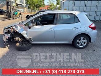 Toyota Auris Auris (E15), Hatchback, 2006 / 2012 1.8 16V HSD Full Hybrid picture 4