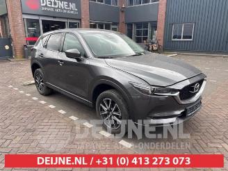 Coche siniestrado Mazda CX-5 CX-5 II (KF), SUV, 2016 2.0 SkyActiv-G 165 16V 2WD 2018/1