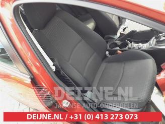 Mazda 2 2 (DJ/DL), Hatchback, 2014 1.5 SkyActiv-G 90 picture 16