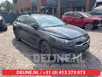 Salvage car Kia Pro cee d Proceed (CD), Combi 5-drs, 2018 1.5 T-GDI 16V 2021/10