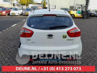 Kia Rio Rio III (UB), Hatchback, 2011 / 2017 1.2 CVVT 16V picture 6