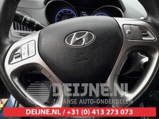 Hyundai Ix35 iX35 (LM), SUV, 2009 / 2015 2.0 16V picture 24