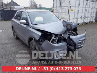 Coche siniestrado Suzuki Vitara Vitara (LY/MY), SUV, 2015 1.4 S Turbo 16V AllGrip 2015/2