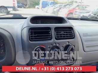 Suzuki Ignis Ignis (FH), Hatchback, 2000 / 2005 1.3 16V picture 17