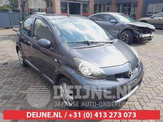 disassembly passenger cars Toyota Aygo Aygo (B10), Hatchback, 2005 / 2014 1.0 12V VVT-i 2011/9