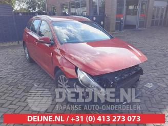 disassembly passenger cars Hyundai I-30 i30 Wagon (PDEF), Combi, 2017 1.4 T-GDI 16V 2017/11