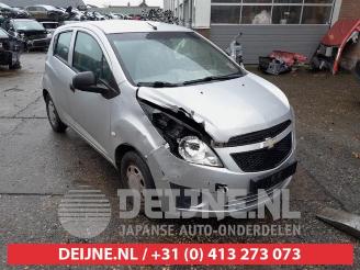 Salvage car Chevrolet Spark Spark (M300), Hatchback, 2010 1.0 16V Bifuel 2011/11