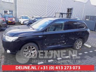 Mitsubishi Outlander Outlander (GF/GG), SUV, 2012 / 2022 2.0 16V PHEV 4x4 picture 4