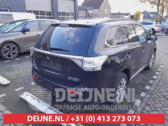 Mitsubishi Outlander Outlander (GF/GG), SUV, 2012 / 2022 2.0 16V PHEV 4x4 picture 7