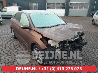 damaged passenger cars Hyundai I-20 i20 (GBB), Hatchback, 2014 / 2020 1.2i 16V 2016