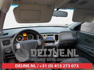 Kia Rio Rio II (DE), Hatchback, 2005 / 2011 1.4 16V picture 16