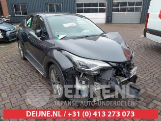 Coche siniestrado Toyota C-HR C-HR (X1,X5), SUV, 2016 2.0 16V Hybrid 2022/7