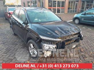 Salvage car Hyundai Kona Kona (OS), SUV, 2017 / 2023 1.0 T-GDI 12V 2019/6