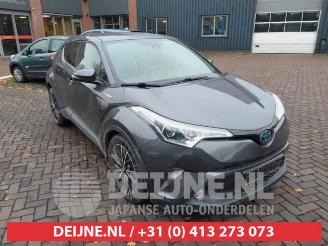 Dezmembrări autoturisme Toyota C-HR C-HR (X1,X5), SUV, 2016 1.8 16V Hybrid 2017/8