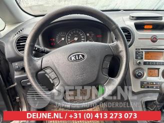 Kia Carens Carens III (FG), MPV, 2006 / 2013 2.0i CVVT 16V picture 16