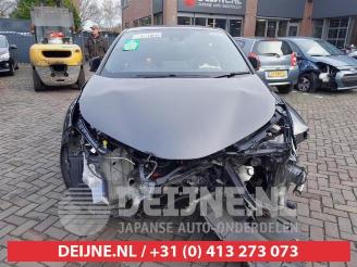 Toyota C-HR C-HR (X1,X5), SUV, 2016 1.8 16V Hybrid picture 2